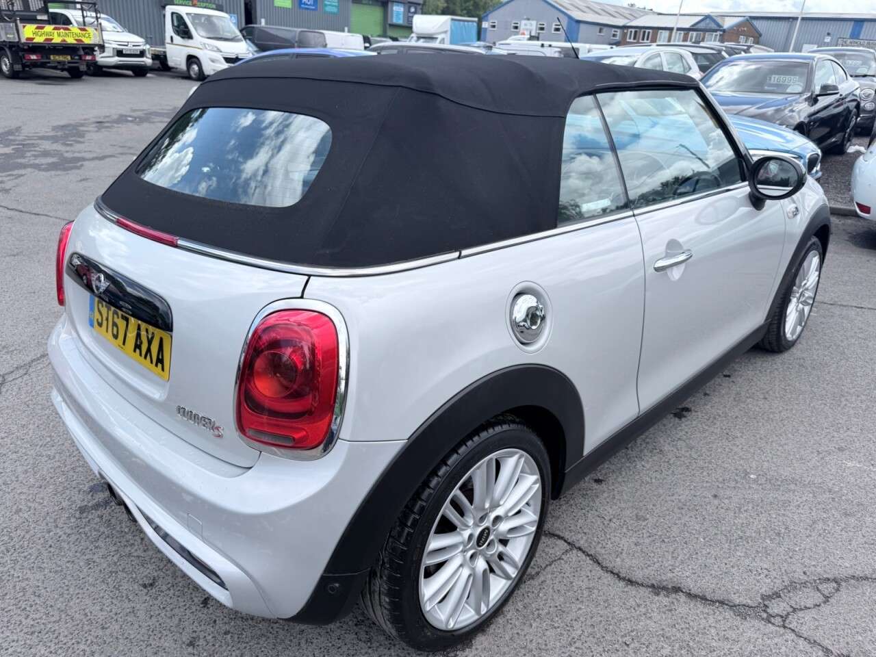 2017 MINI CONVERTIBLE 2017 MINI CONVERTIBLE