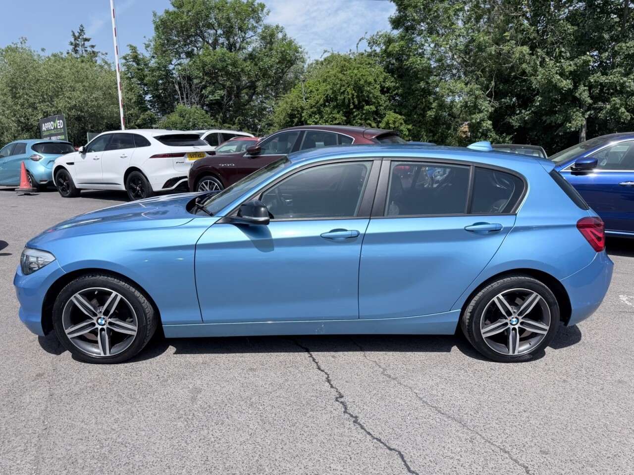 A 2018 BMW 1 SERIES Blue 1.5 116d Sport hatchback, 83,000 miles, Euro 6, 6-speed manual, 17in a A 2018 BMW 1 SERIES Blue 1.5 116d Sport hatchback, 83,000 miles, Euro 6, 6-speed manual, 17in a