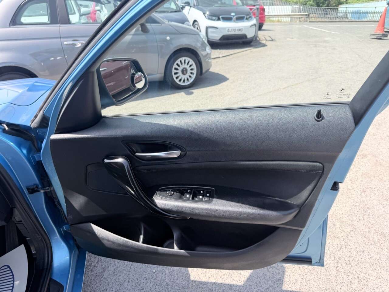 2018 BMW 1 SERIES 2018 BMW 1 SERIES