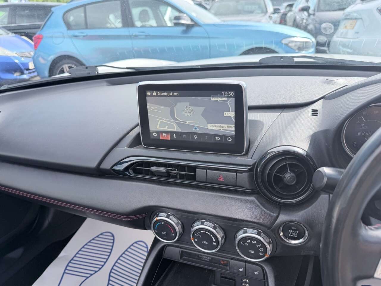 2016 MAZDA MX-5 2016 MAZDA MX-5