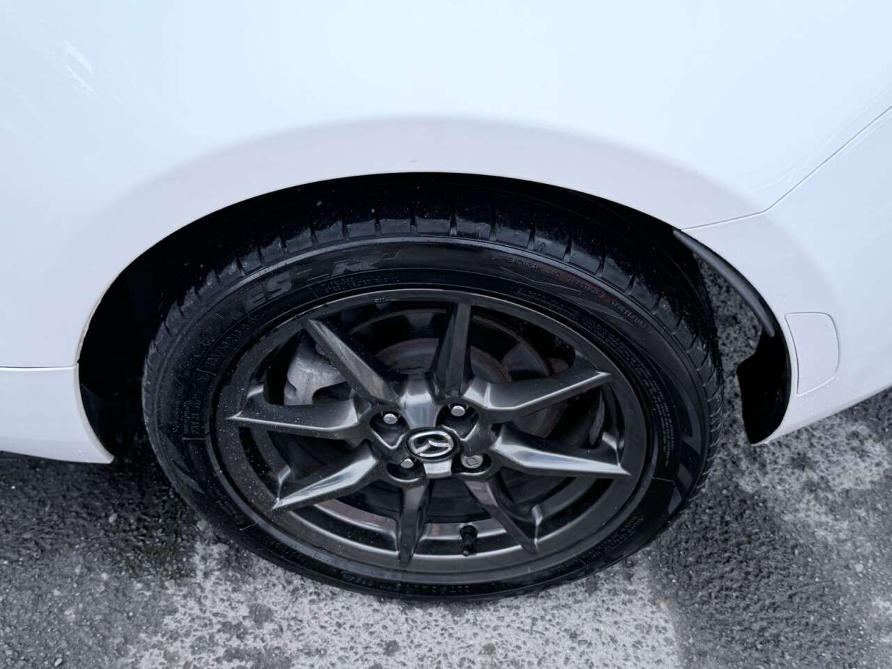 2016 MAZDA MX-5 2016 MAZDA MX-5