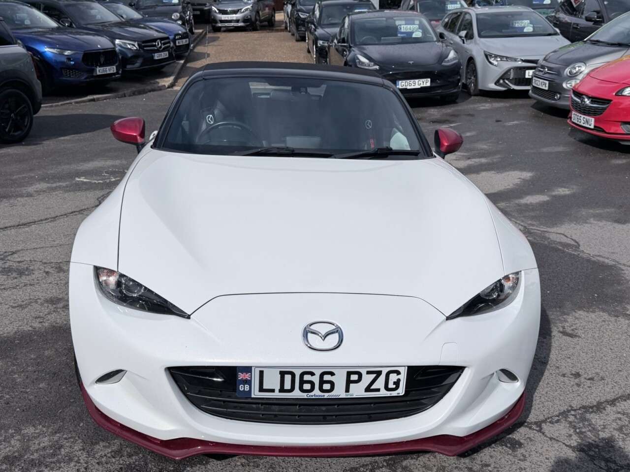 2016 MAZDA MX-5 2016 MAZDA MX-5