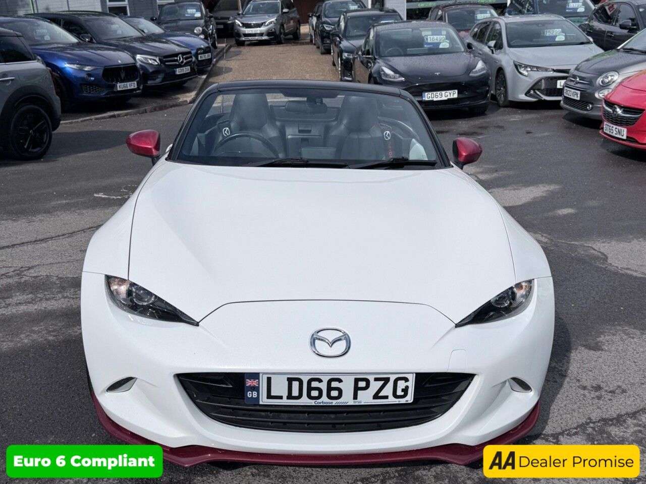 A 2016 MAZDA MX-5 White 1.5 SKYACTIV-G convertible, 54,000 miles, Euro 6, Sat nav, Leather, E A 2016 MAZDA MX-5 White 1.5 SKYACTIV-G convertible, 54,000 miles, Euro 6, Sat nav, Leather, E