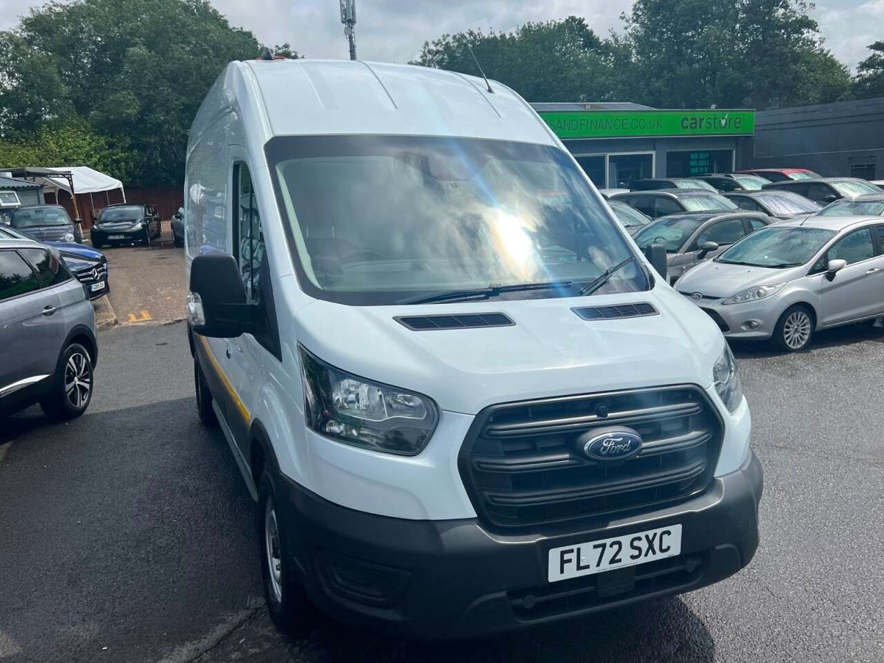A 2022 FORD TRANSIT White 2.0 350 EcoBlue L3 H3 panel van, Euro 6, ULEZ compliant, 6-speed manu A 2022 FORD TRANSIT White 2.0 350 EcoBlue L3 H3 panel van, Euro 6, ULEZ compliant, 6-speed manu