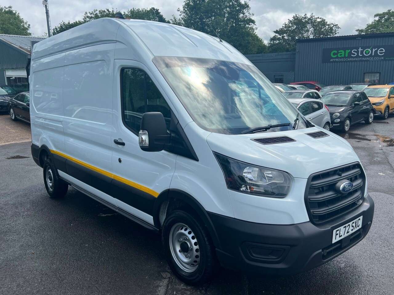 A 2022 FORD TRANSIT White 2.0 350 EcoBlue L3 H3 panel van, Euro 6, ULEZ compliant, 6-speed manu A 2022 FORD TRANSIT White 2.0 350 EcoBlue L3 H3 panel van, Euro 6, ULEZ compliant, 6-speed manu