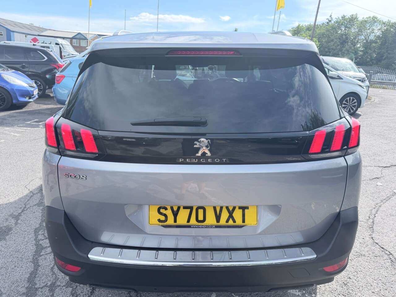 2020 PEUGEOT 5008 2020 PEUGEOT 5008