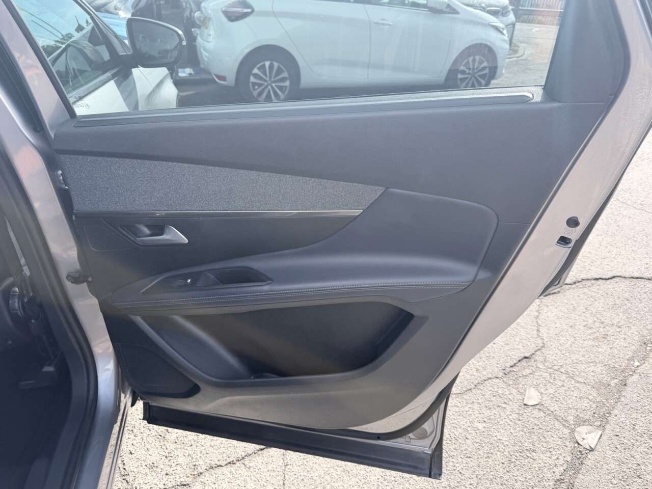 2020 PEUGEOT 5008 2020 PEUGEOT 5008