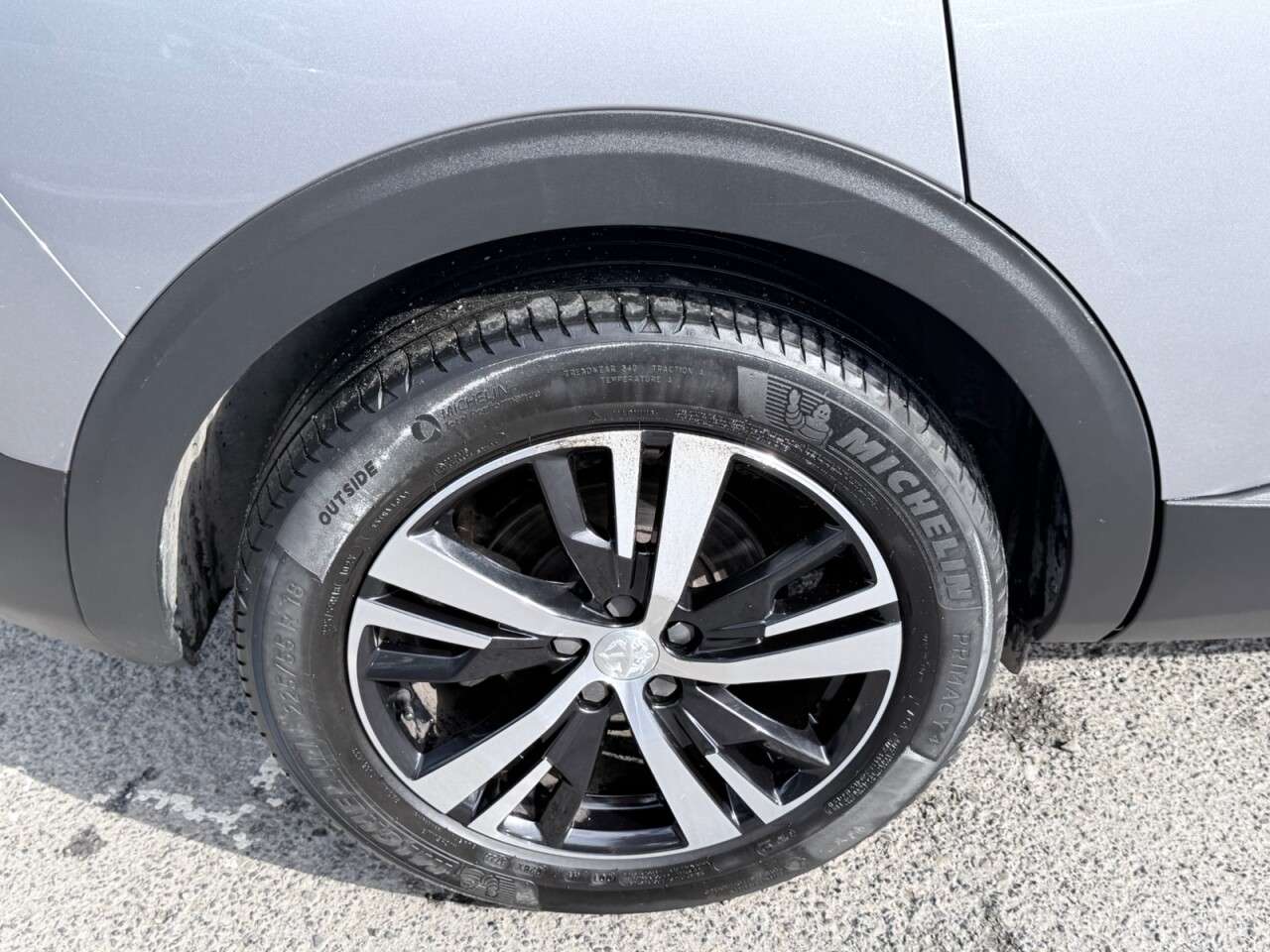2020 PEUGEOT 5008 2020 PEUGEOT 5008