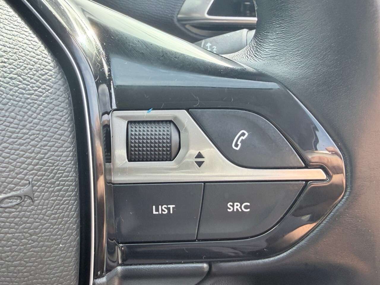 2020 PEUGEOT 5008 2020 PEUGEOT 5008