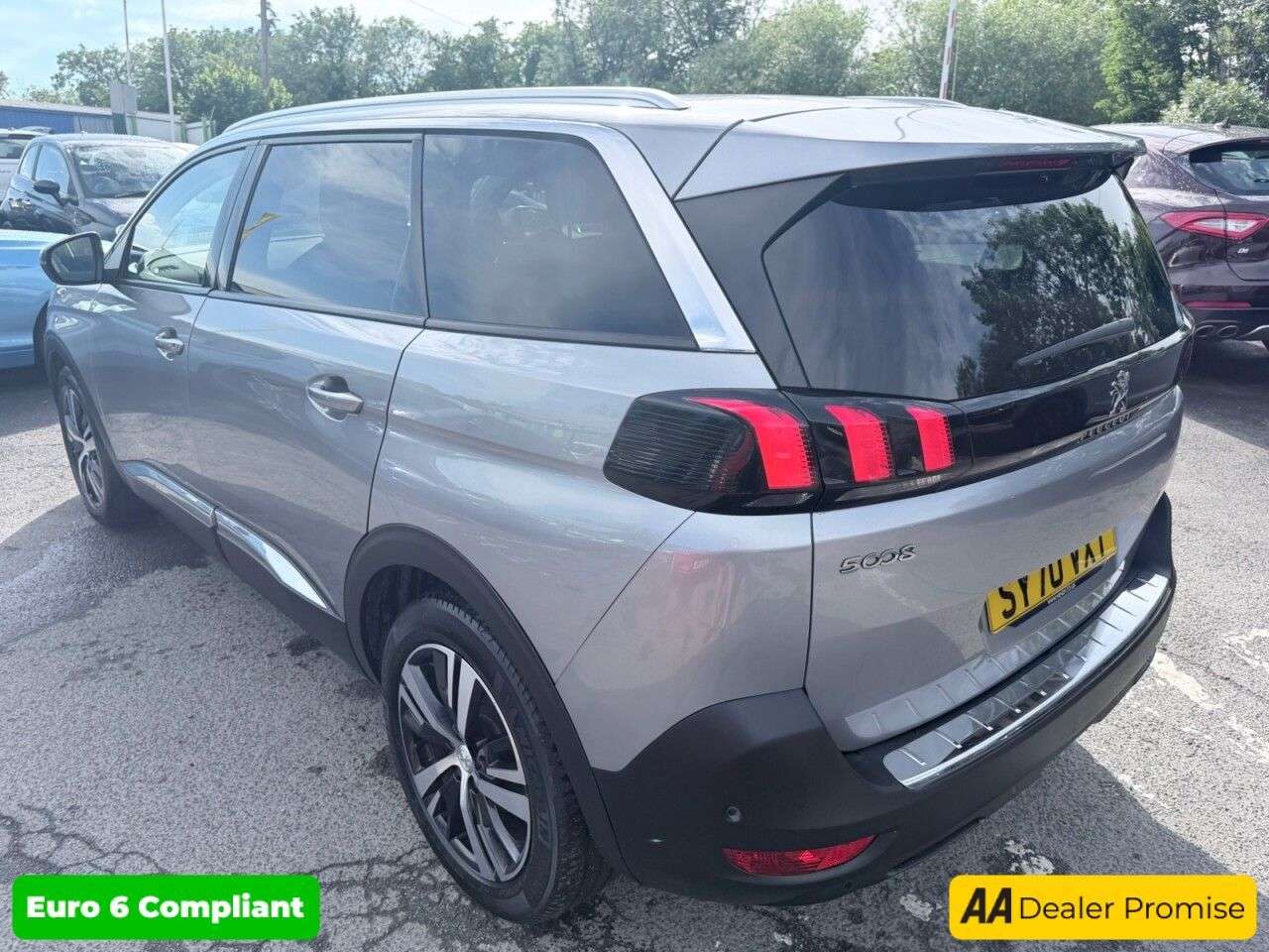 2020 PEUGEOT 5008 2020 PEUGEOT 5008