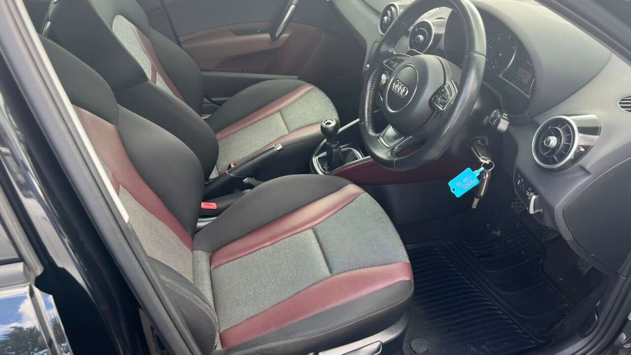 2012 AUDI A1 2012 AUDI A1