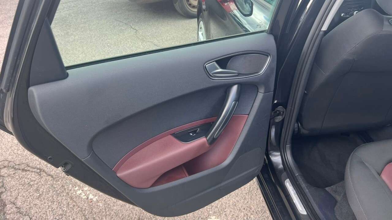 2012 AUDI A1 2012 AUDI A1