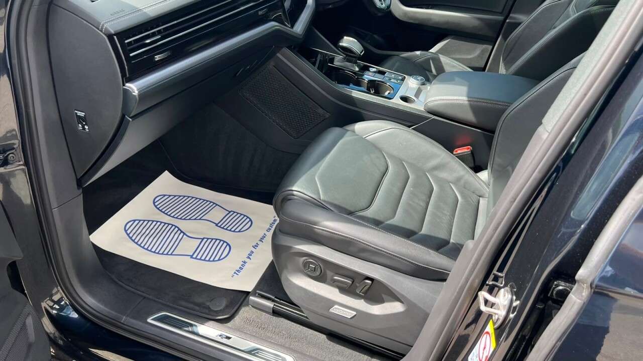 2019 VOLKSWAGEN TOUAREG 2019 VOLKSWAGEN TOUAREG