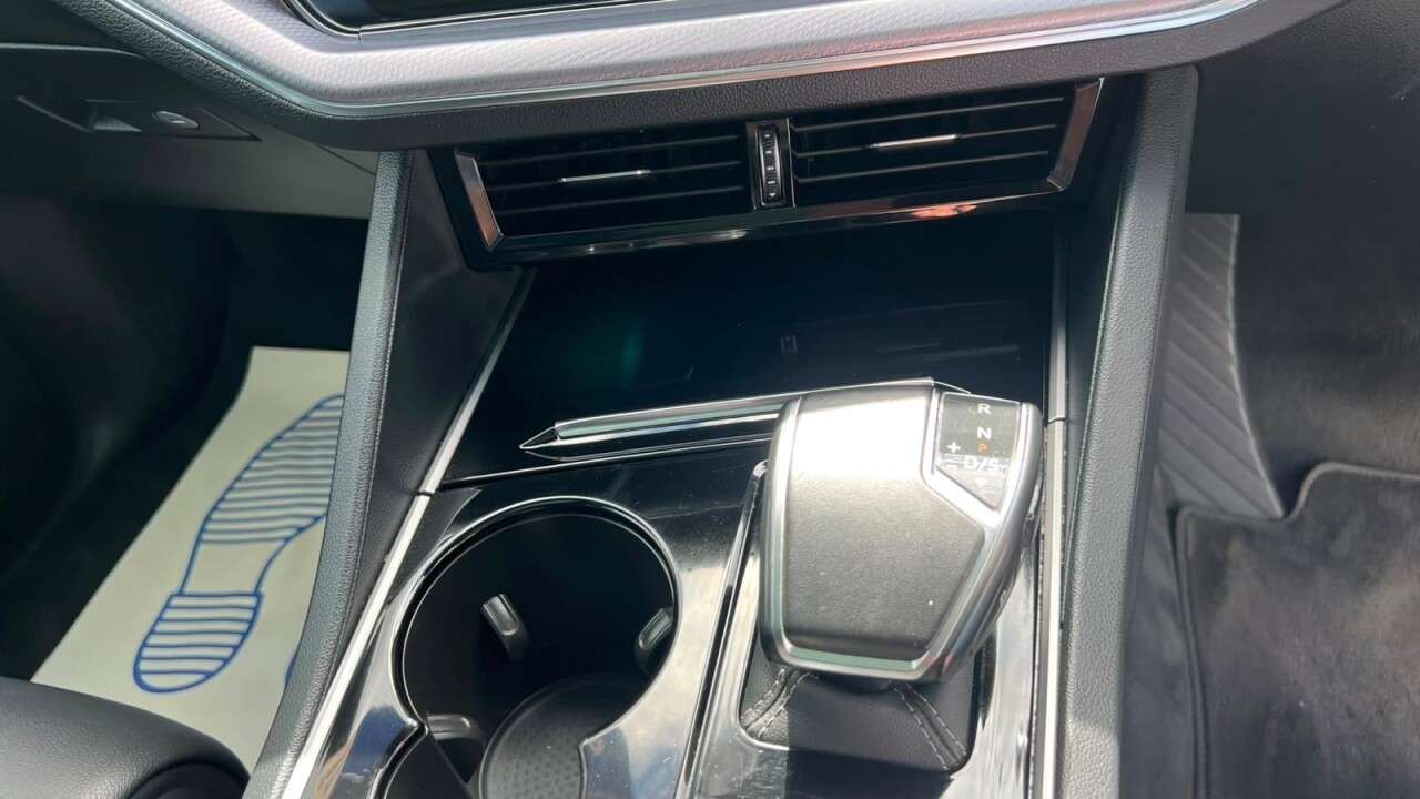 2019 VOLKSWAGEN TOUAREG 2019 VOLKSWAGEN TOUAREG