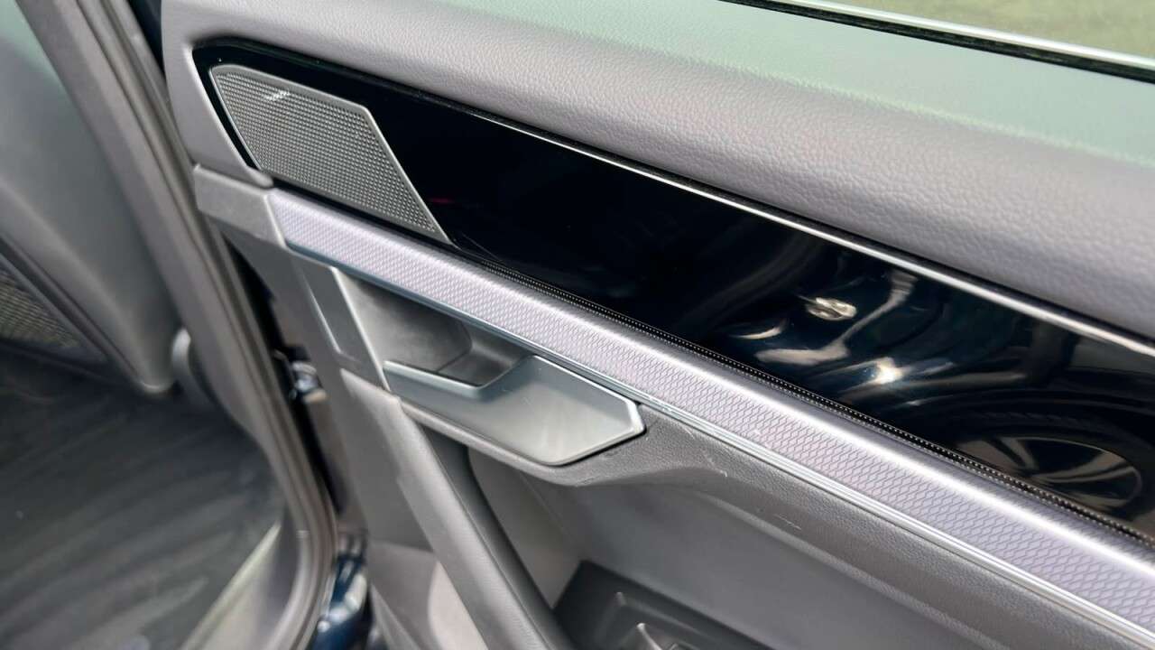 2019 VOLKSWAGEN TOUAREG 2019 VOLKSWAGEN TOUAREG