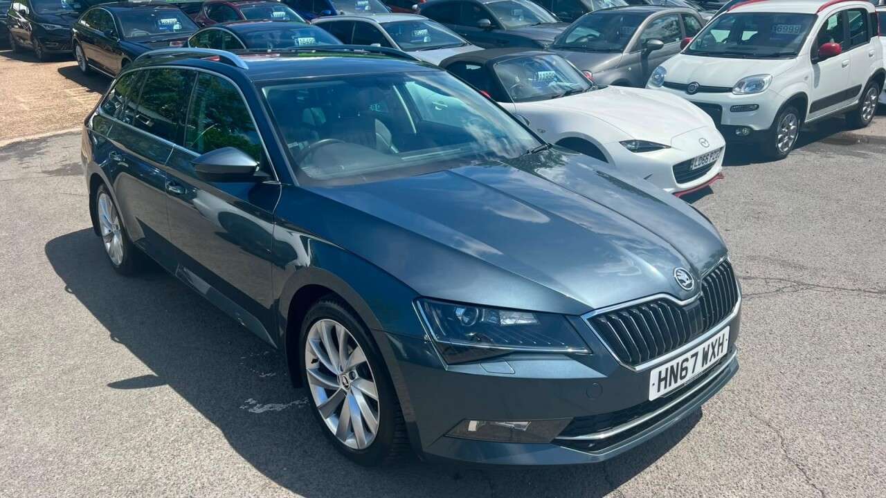 A 2017 SKODA SUPERB Grey 2.0 TSI SE L Executive Estate, 100,000 miles, Euro 6, DSG Automatic, L A 2017 SKODA SUPERB Grey 2.0 TSI SE L Executive Estate, 100,000 miles, Euro 6, DSG Automatic, L