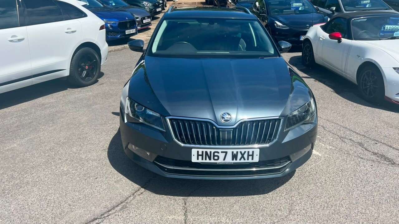 A 2017 SKODA SUPERB Grey 2.0 TSI SE L Executive Estate, 100,000 miles, Euro 6, DSG Automatic, L A 2017 SKODA SUPERB Grey 2.0 TSI SE L Executive Estate, 100,000 miles, Euro 6, DSG Automatic, L