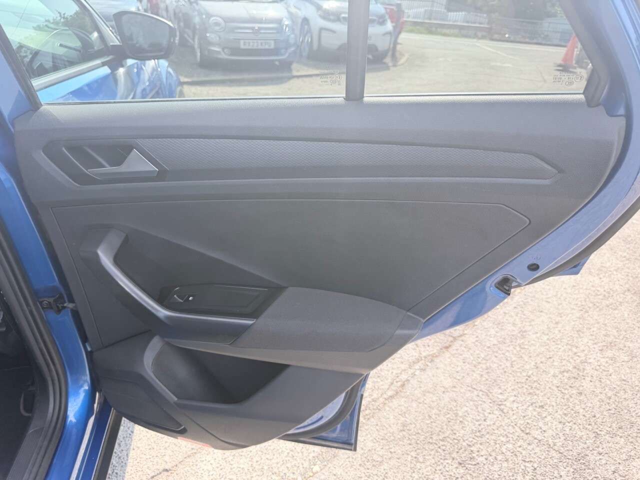 2020 VOLKSWAGEN T-ROC 2020 VOLKSWAGEN T-ROC
