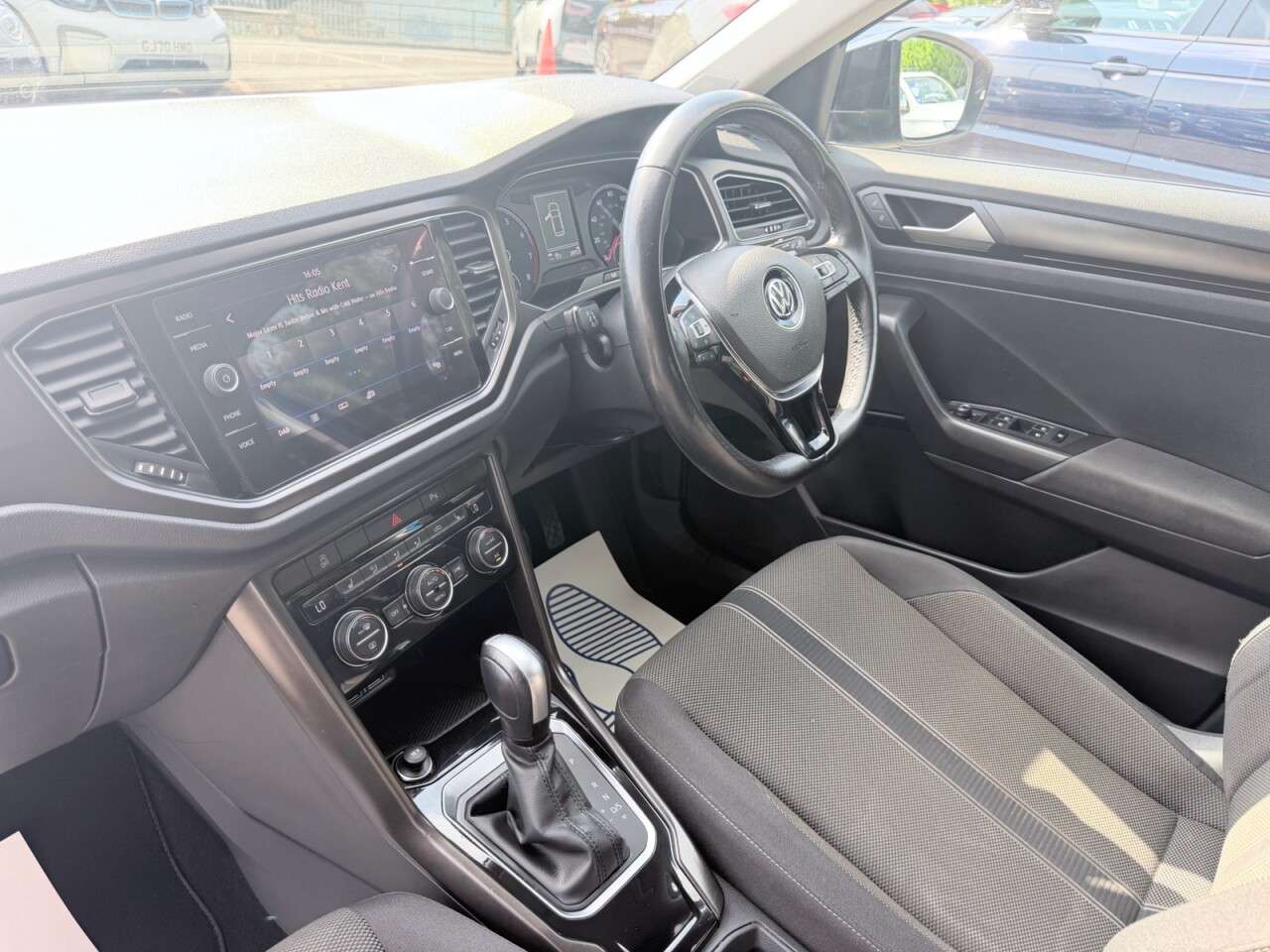 2020 VOLKSWAGEN T-ROC 2020 VOLKSWAGEN T-ROC