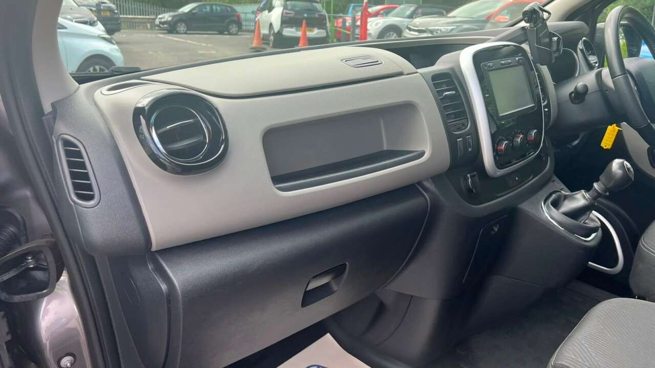 2019 RENAULT TRAFIC 2019 RENAULT TRAFIC