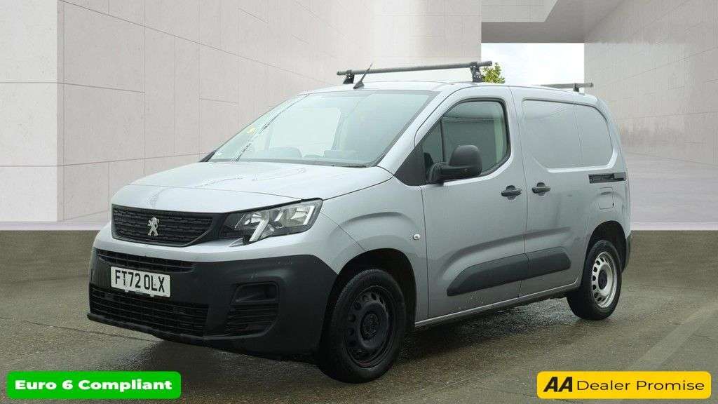 A 2023 PEUGEOT PARTNER Grey 1.5 BlueHDi Professional Premium+ van, 49,800 miles, Euro 6, CarPlay/A A 2023 PEUGEOT PARTNER Grey 1.5 BlueHDi Professional Premium+ van, 49,800 miles, Euro 6, CarPlay/A