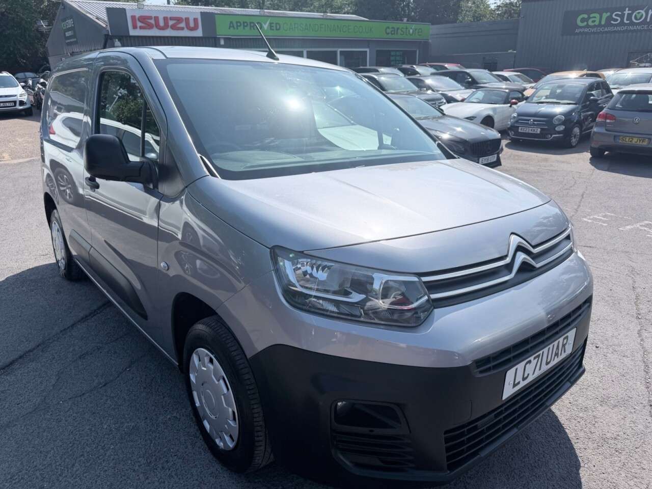 A 2021 CITROEN BERLINGO Grey 1.5 BlueHDi 650 Enterprise M Pro van, 59,999 miles, Euro 6, 8in Touchs A 2021 CITROEN BERLINGO Grey 1.5 BlueHDi 650 Enterprise M Pro van, 59,999 miles, Euro 6, 8in Touchs