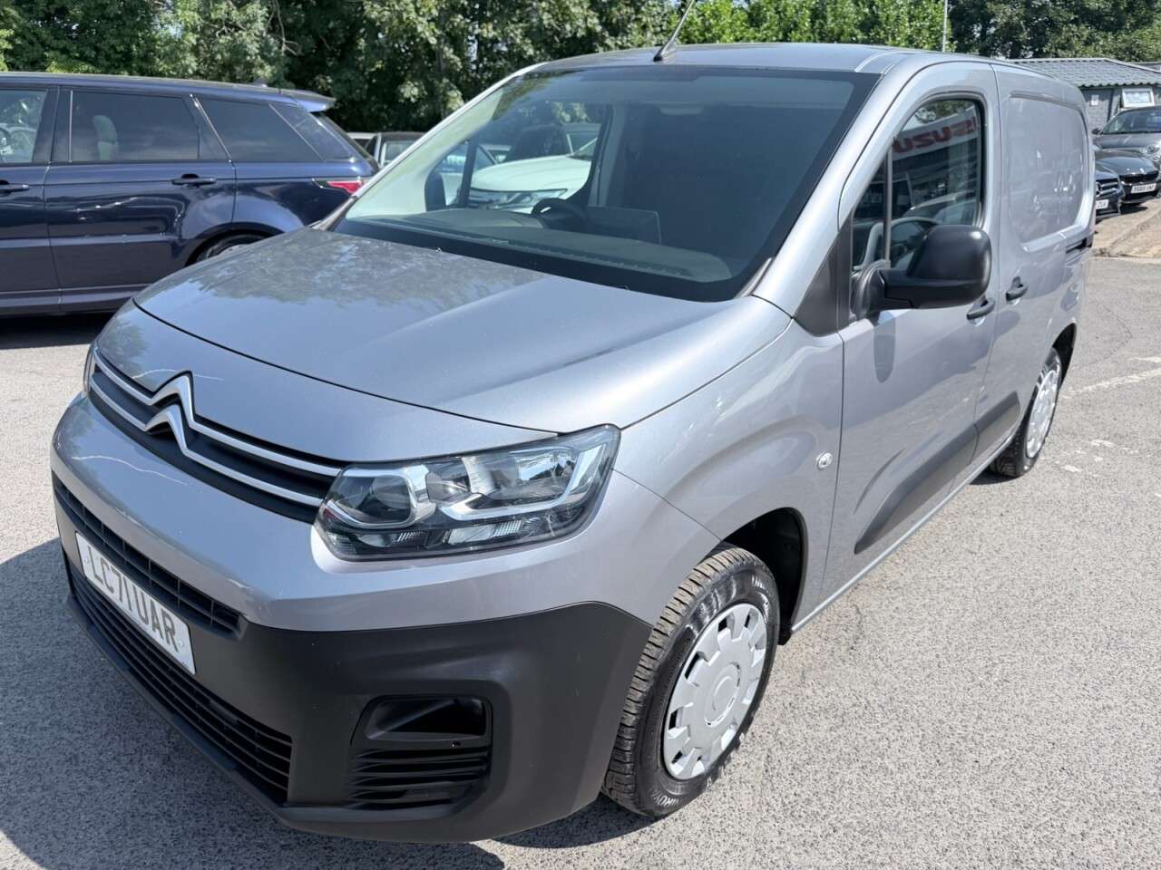 A 2021 CITROEN BERLINGO Grey 1.5 BlueHDi 650 Enterprise M Pro van, 59,999 miles, Euro 6, 8in Touchs A 2021 CITROEN BERLINGO Grey 1.5 BlueHDi 650 Enterprise M Pro van, 59,999 miles, Euro 6, 8in Touchs