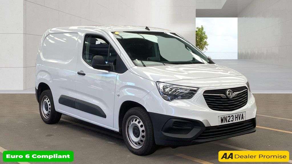 A 2023 VAUXHALL COMBO White 1.5 Turbo D 2300 Prime van, 35,300 miles, Euro 6, 6-speed manual, A/C A 2023 VAUXHALL COMBO White 1.5 Turbo D 2300 Prime van, 35,300 miles, Euro 6, 6-speed manual, A/C