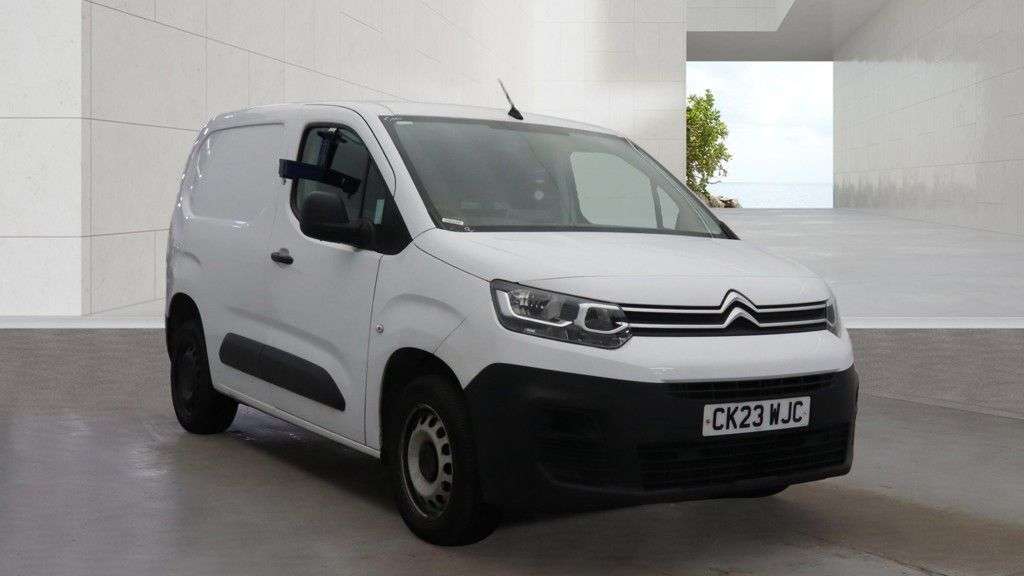 A 2023 CITROEN BERLINGO White 1.5 BlueHDi Enterprise Edition M van, 46,900 miles, Euro 6, 8in Touch A 2023 CITROEN BERLINGO White 1.5 BlueHDi Enterprise Edition M van, 46,900 miles, Euro 6, 8in Touch