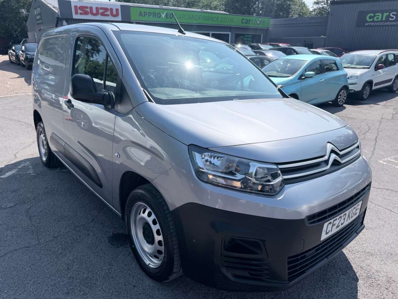 A 2023 CITROEN BERLINGO Grey 1.5 BlueHDi Enterprise Edition M van, 22,616 miles, Euro 6, 8in Touchs A 2023 CITROEN BERLINGO Grey 1.5 BlueHDi Enterprise Edition M van, 22,616 miles, Euro 6, 8in Touchs