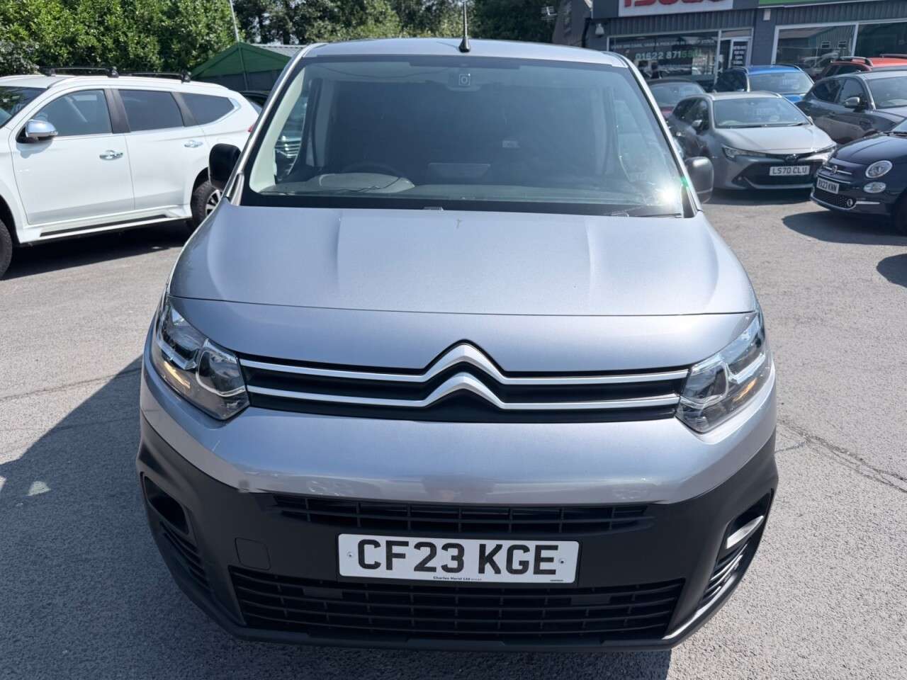 A 2023 CITROEN BERLINGO Grey 1.5 BlueHDi Enterprise Edition M van, 22,616 miles, Euro 6, 8in Touchs A 2023 CITROEN BERLINGO Grey 1.5 BlueHDi Enterprise Edition M van, 22,616 miles, Euro 6, 8in Touchs