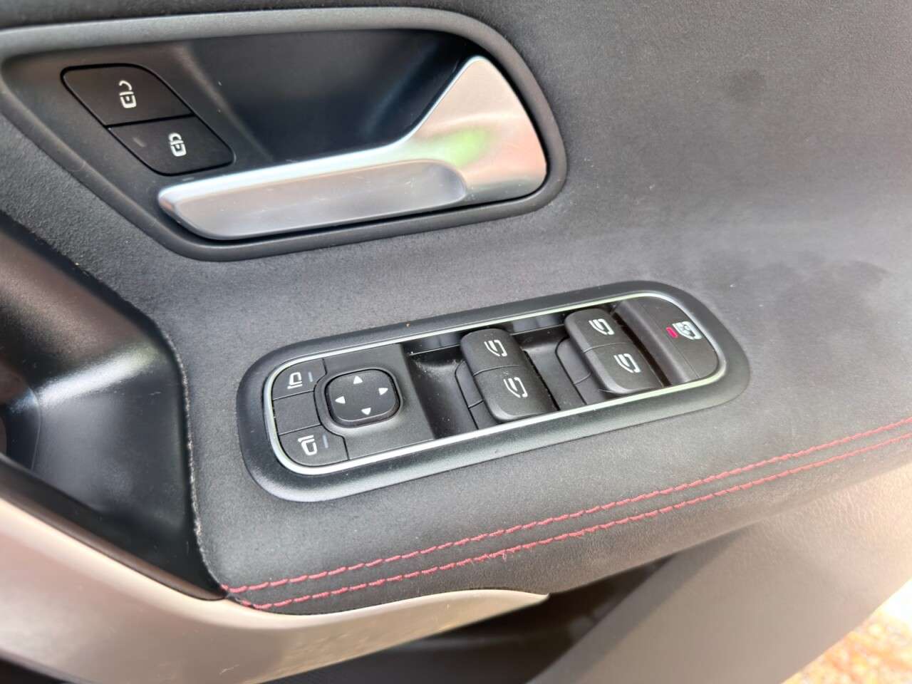 2019 MERCEDES-BENZ A CLASS 2019 MERCEDES-BENZ A CLASS