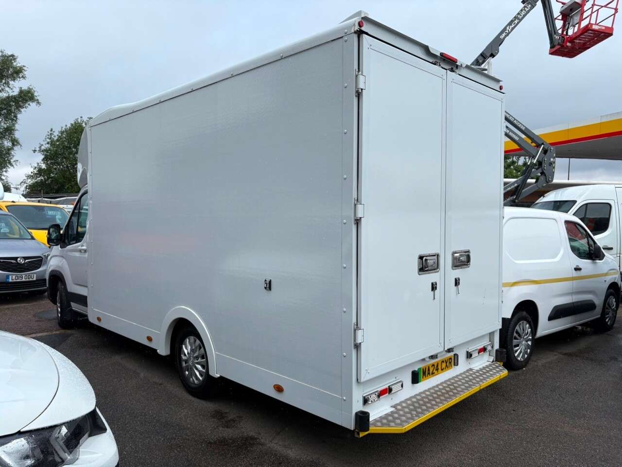 2024 MAXUS EDELIVER 9 2024 MAXUS EDELIVER 9
