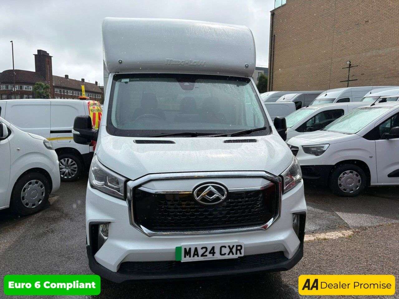 A 2024 MAXUS EDELIVER 9 White 65kWh electric Luton van, 17,060 miles, Automatic, 10in Touchscreen, A 2024 MAXUS EDELIVER 9 White 65kWh electric Luton van, 17,060 miles, Automatic, 10in Touchscreen,