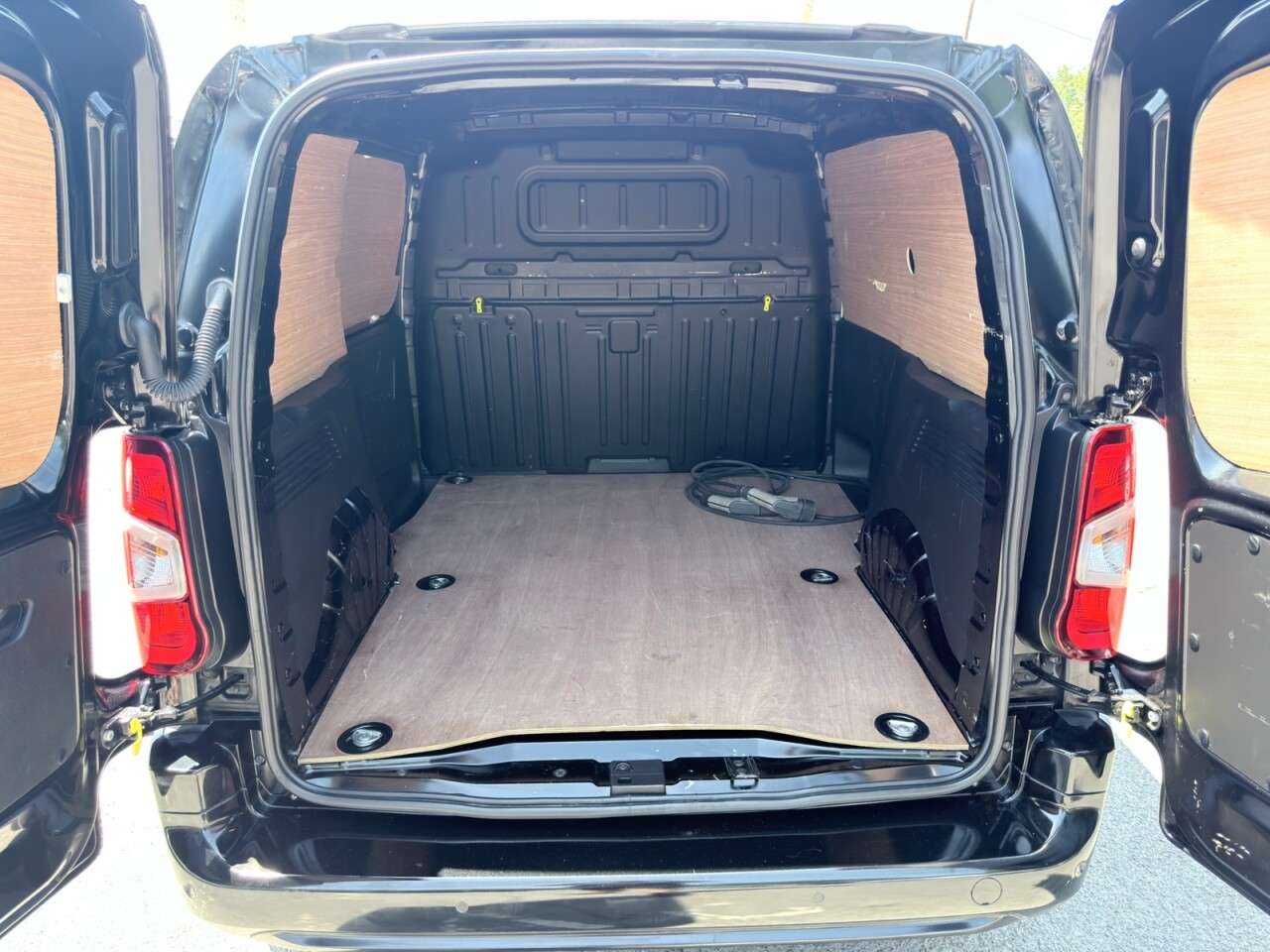 2021 VAUXHALL COMBO ELECTRIC 2021 VAUXHALL COMBO ELECTRIC