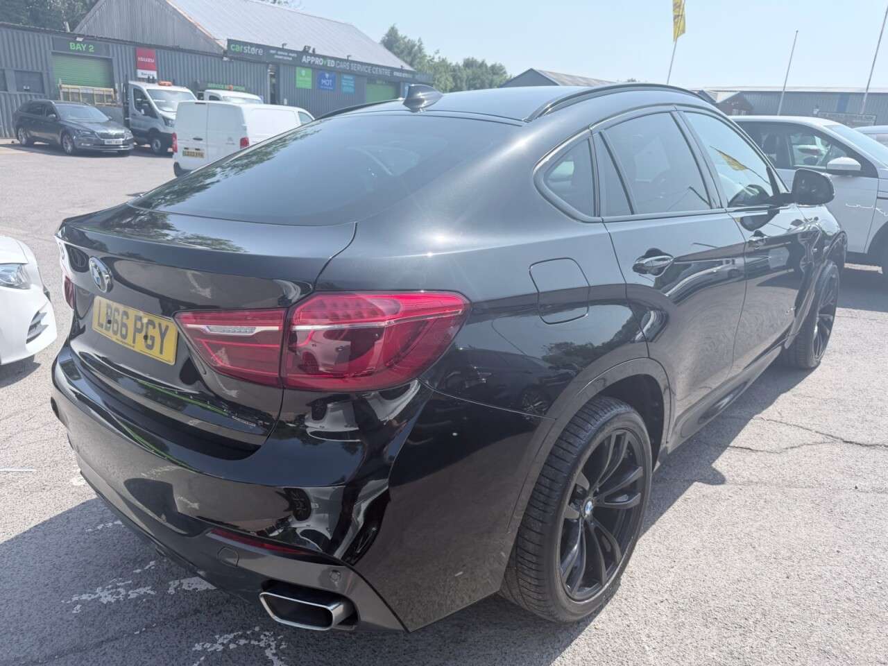 2017 BMW X6 2017 BMW X6