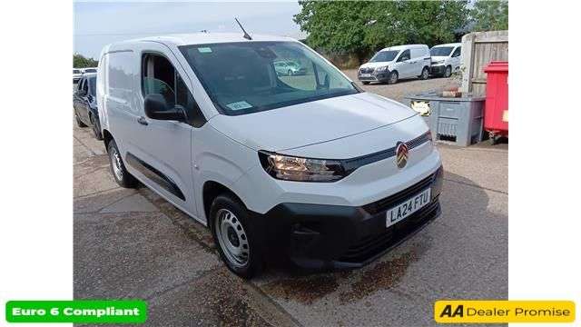A 2024 CITROEN BERLINGO White 1.5 BlueHDi Enterprise M van, 13,400 miles, Euro 6, 6-speed manual, A A 2024 CITROEN BERLINGO White 1.5 BlueHDi Enterprise M van, 13,400 miles, Euro 6, 6-speed manual, A