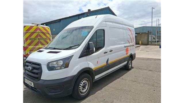 A 2022 FORD TRANSIT White 2.0 350 EcoBlue L3 H3 van, 57,500 miles, Euro 6, Air Conditioning, Bl A 2022 FORD TRANSIT White 2.0 350 EcoBlue L3 H3 van, 57,500 miles, Euro 6, Air Conditioning, Bl