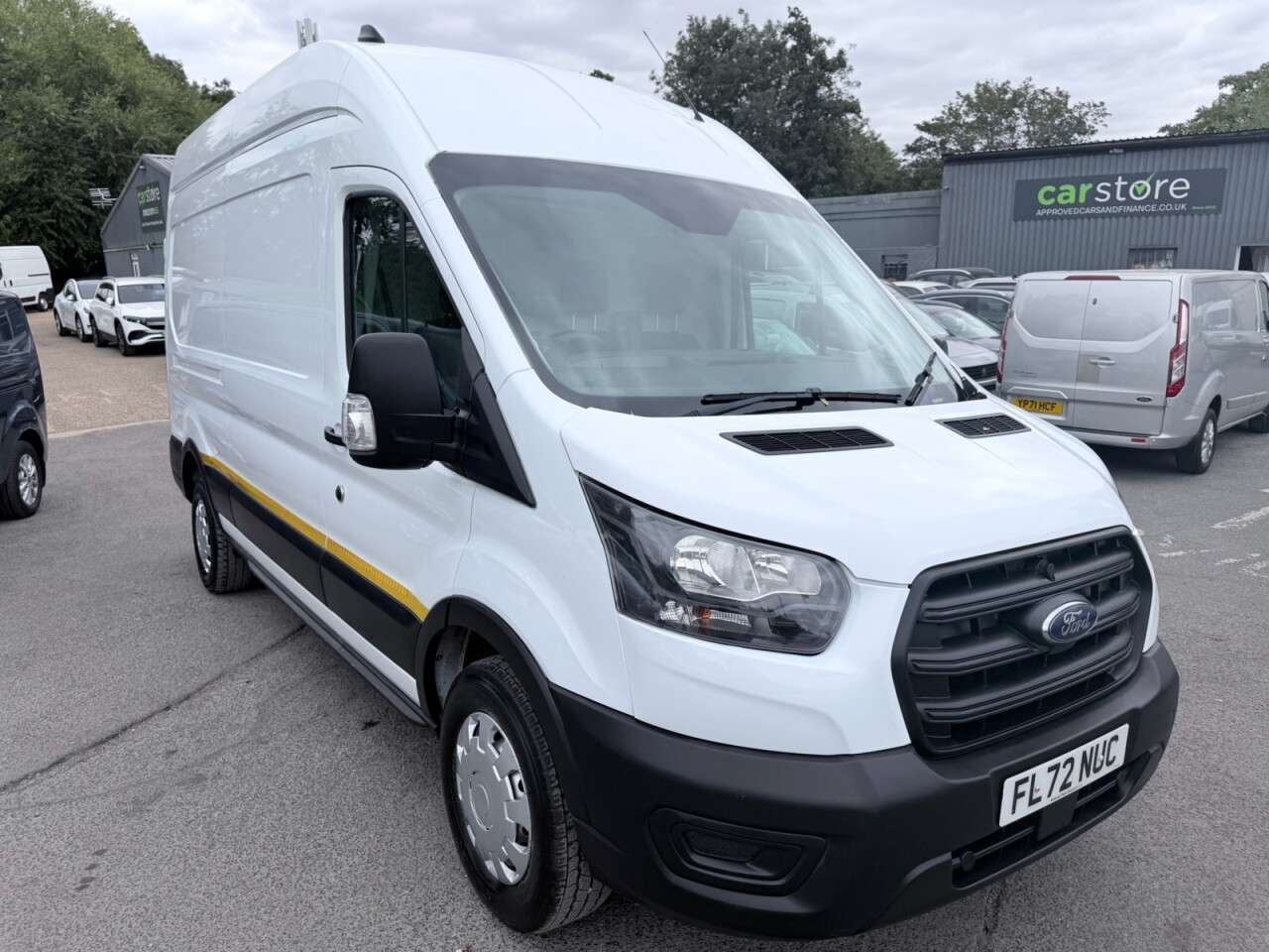 A 2022 FORD TRANSIT White 2.0 350 EcoBlue L3 H3 van, 57,500 miles, Euro 6, Air Conditioning, Bl A 2022 FORD TRANSIT White 2.0 350 EcoBlue L3 H3 van, 57,500 miles, Euro 6, Air Conditioning, Bl