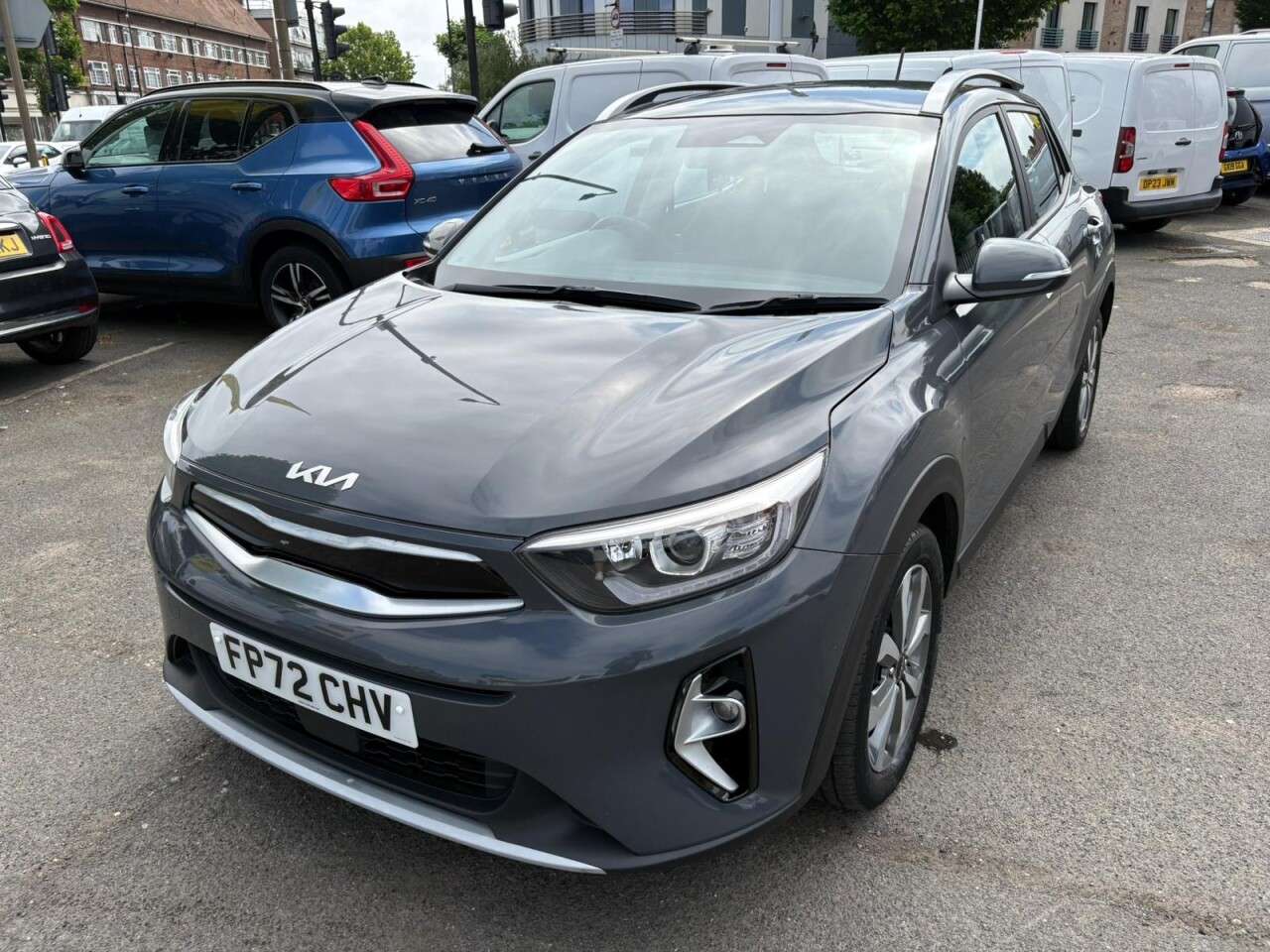 A 2022 KIA STONIC Grey 1.0 T-GDi 2 SUV, 20,434 miles, Euro 6, Automatic, 16in Alloys, 8in Tou A 2022 KIA STONIC Grey 1.0 T-GDi 2 SUV, 20,434 miles, Euro 6, Automatic, 16in Alloys, 8in Tou