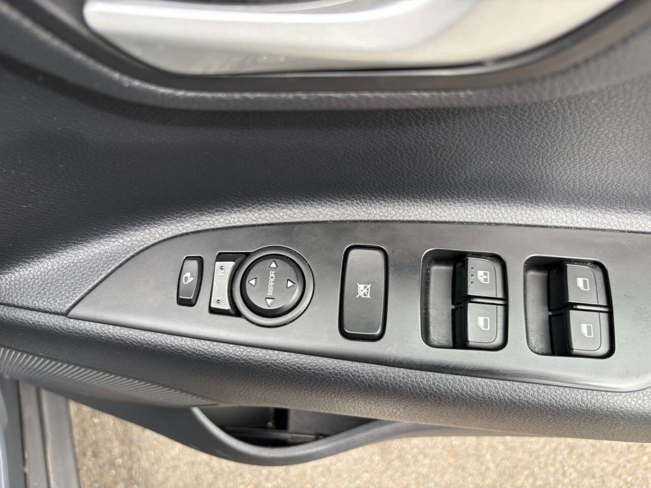 2022 KIA STONIC 2022 KIA STONIC