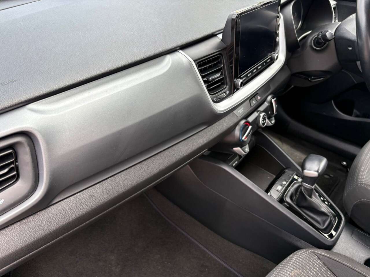 2022 KIA STONIC 2022 KIA STONIC