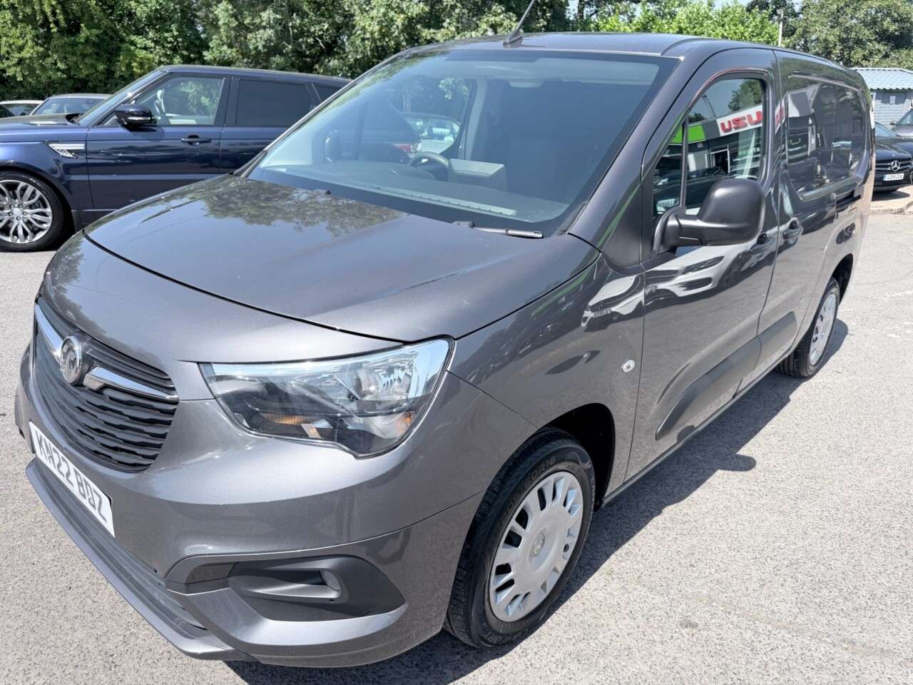 A 2022 VAUXHALL COMBO Grey 1.5 Turbo D 2300 Sportive L2 van, 34,000 miles, Euro 6, 6-Speed manual A 2022 VAUXHALL COMBO Grey 1.5 Turbo D 2300 Sportive L2 van, 34,000 miles, Euro 6, 6-Speed manual