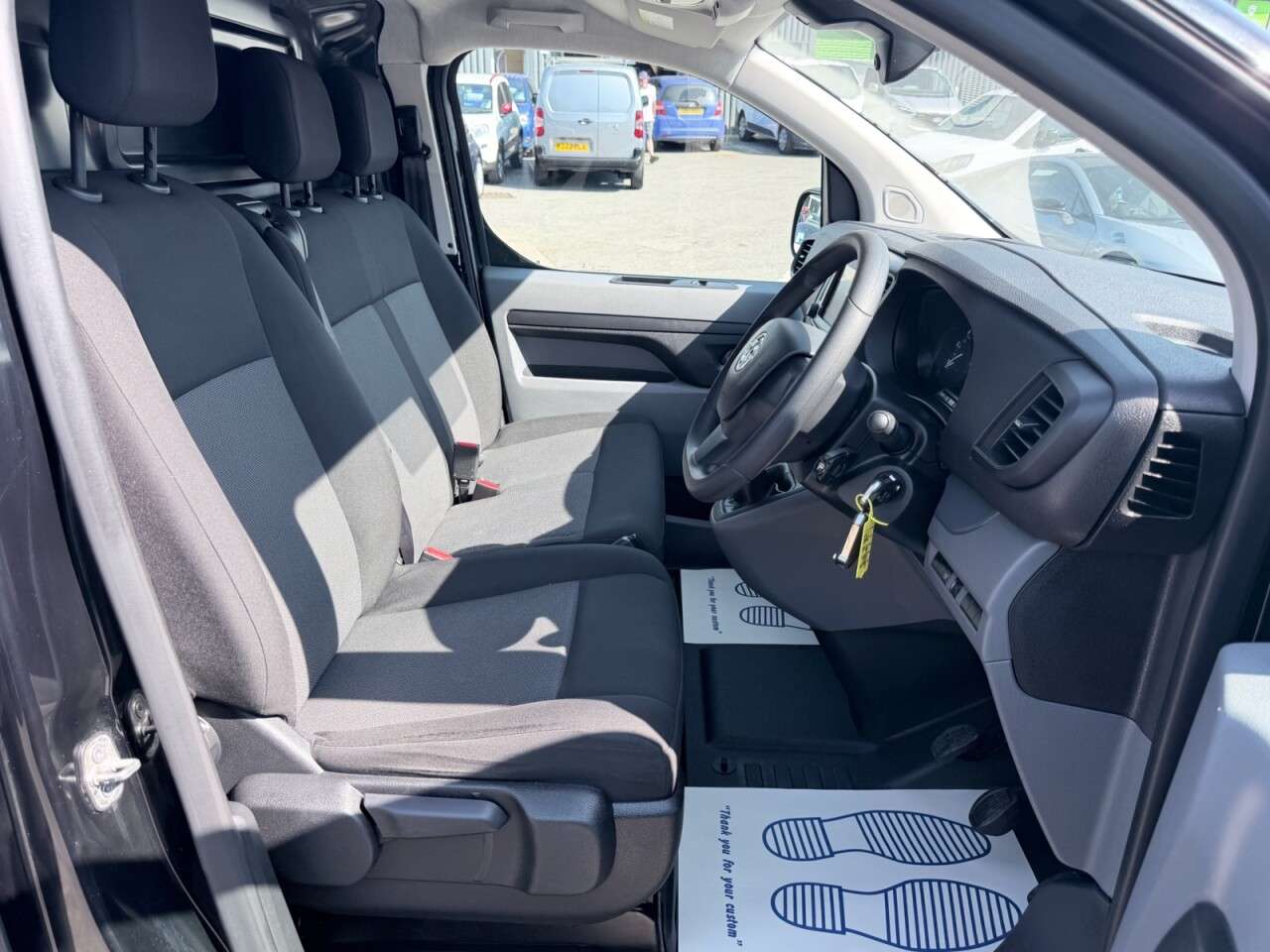 2022 VAUXHALL VIVARO 2022 VAUXHALL VIVARO