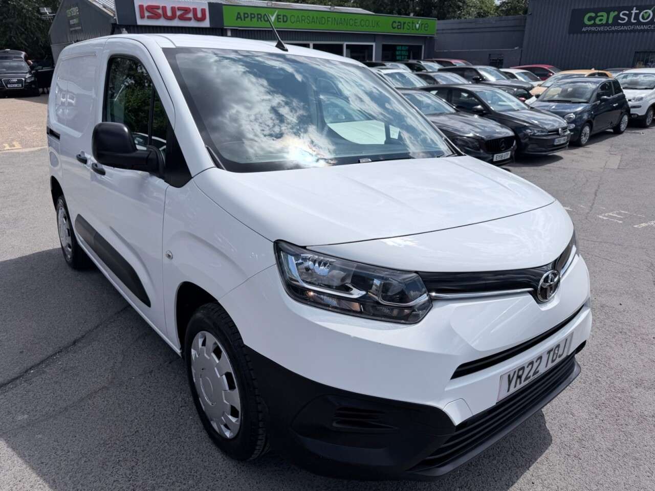 A 2022 TOYOTA PROACE CITY White 1.5 BlueHDi Active van, 33,000 miles, Euro 6, 6-Speed manual, Air Con A 2022 TOYOTA PROACE CITY White 1.5 BlueHDi Active van, 33,000 miles, Euro 6, 6-Speed manual, Air Con