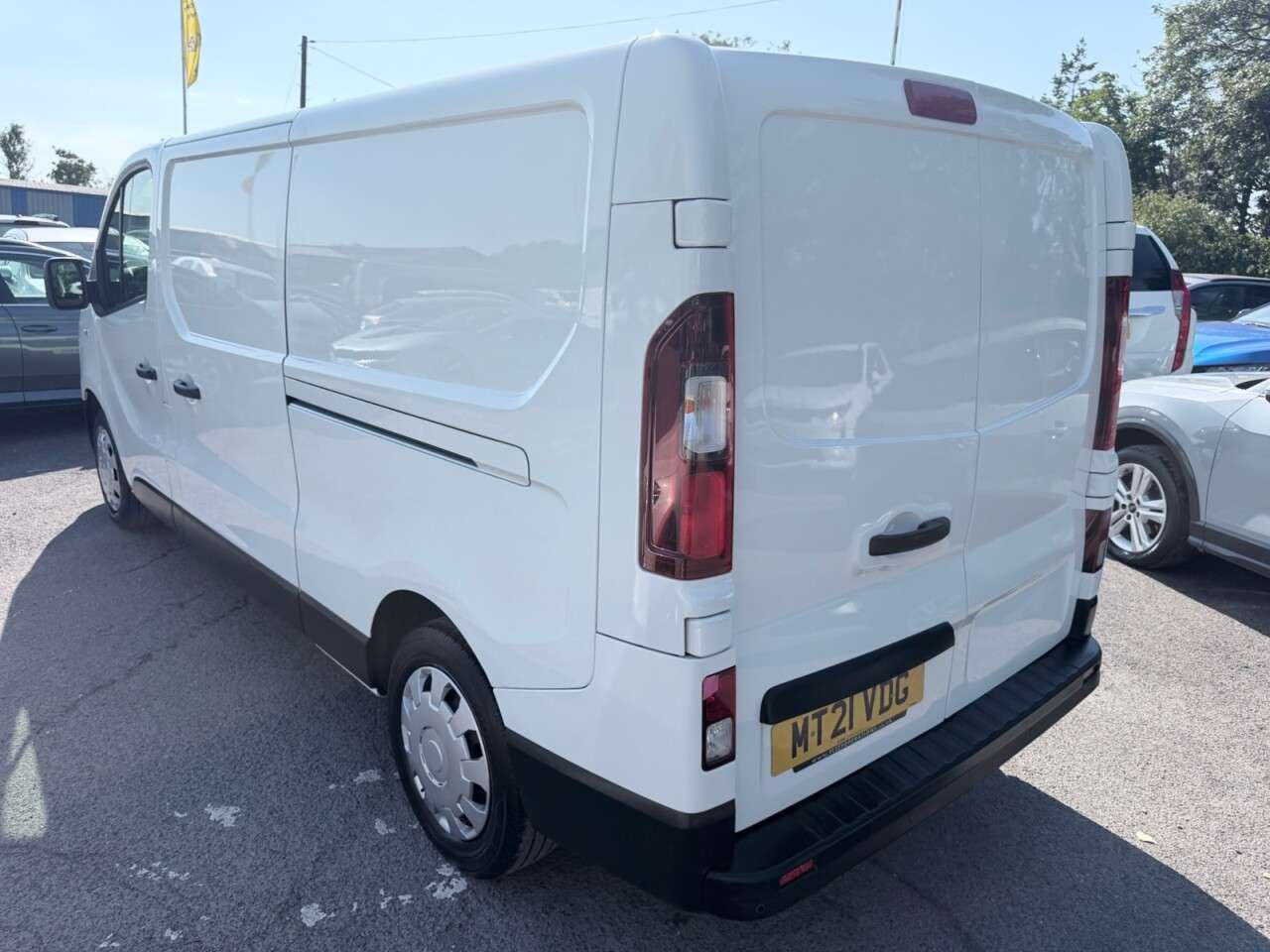 2021 RENAULT TRAFIC 2021 RENAULT TRAFIC