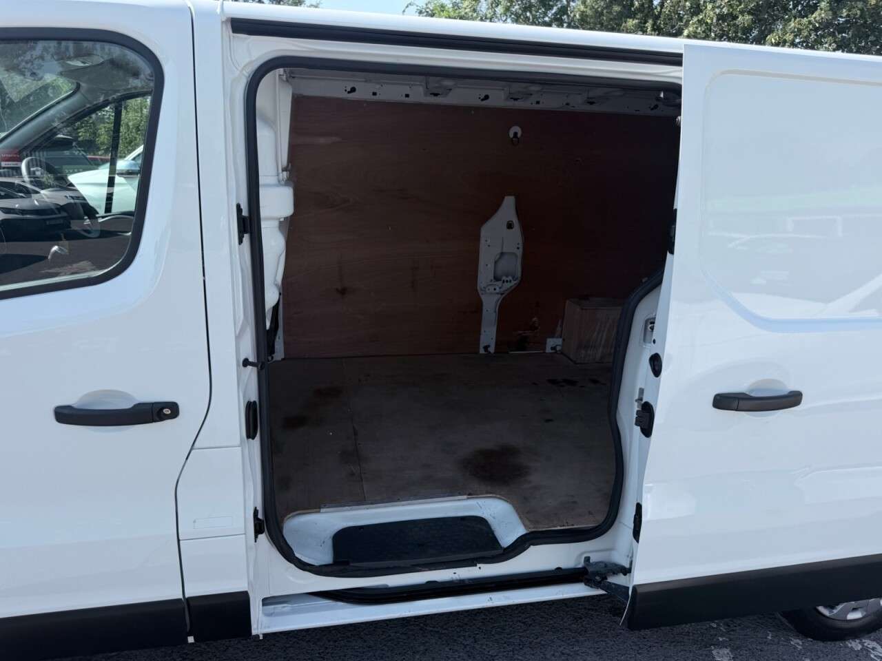 2021 RENAULT TRAFIC 2021 RENAULT TRAFIC