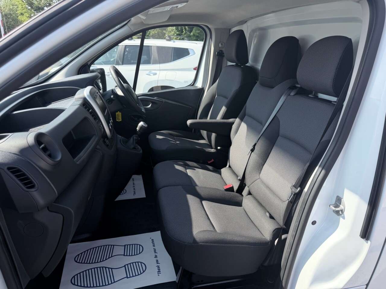 2021 RENAULT TRAFIC 2021 RENAULT TRAFIC