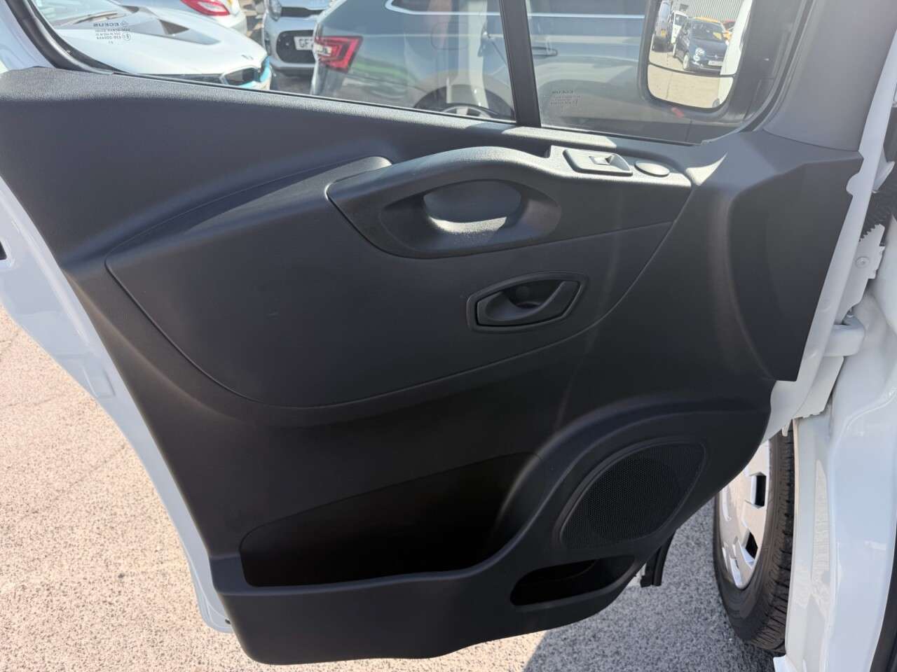 2021 RENAULT TRAFIC 2021 RENAULT TRAFIC