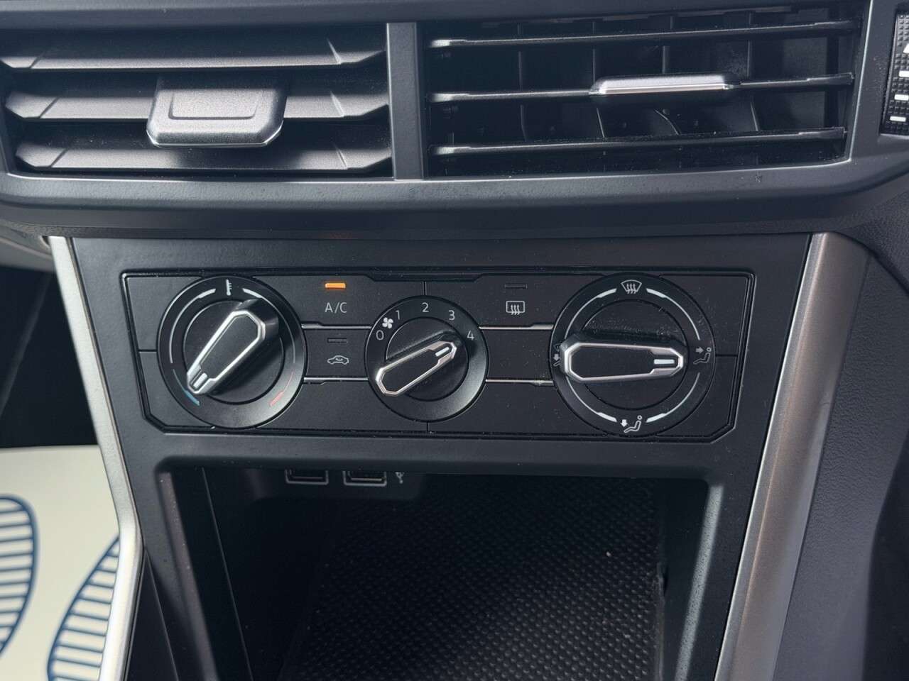 2020 VOLKSWAGEN POLO 2020 VOLKSWAGEN POLO